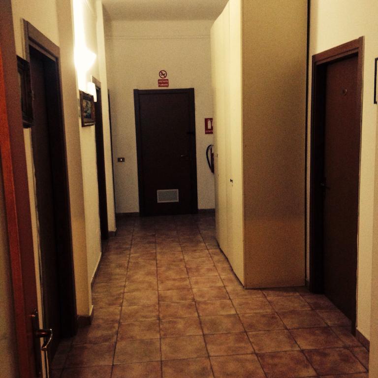 Hotel Medea Милан Экстерьер фото